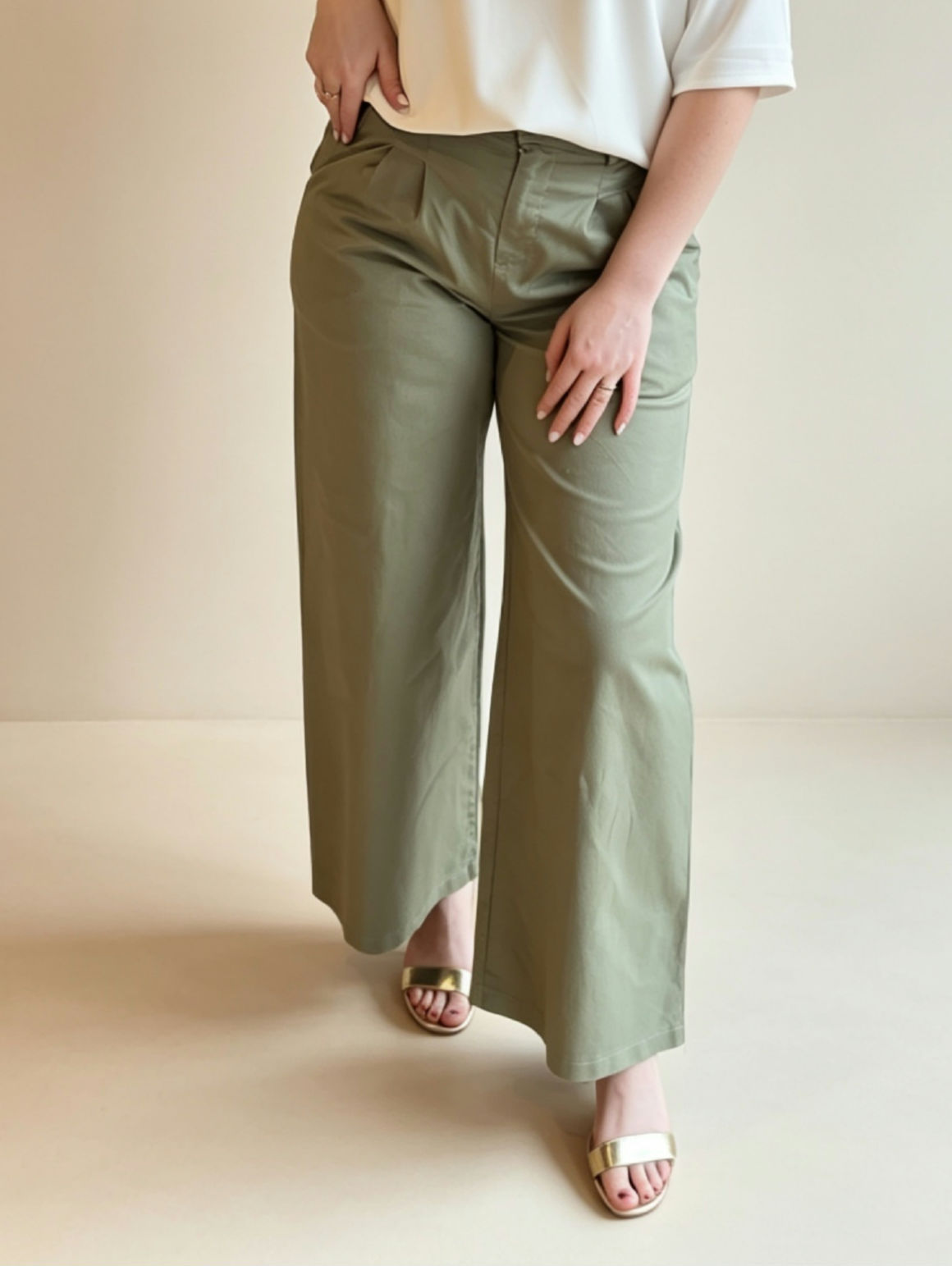 Broek Savira