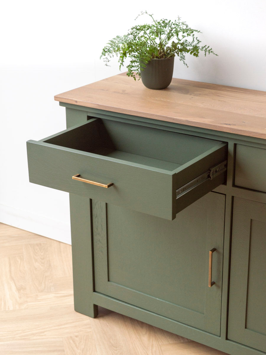 Lade in groen dressoir
