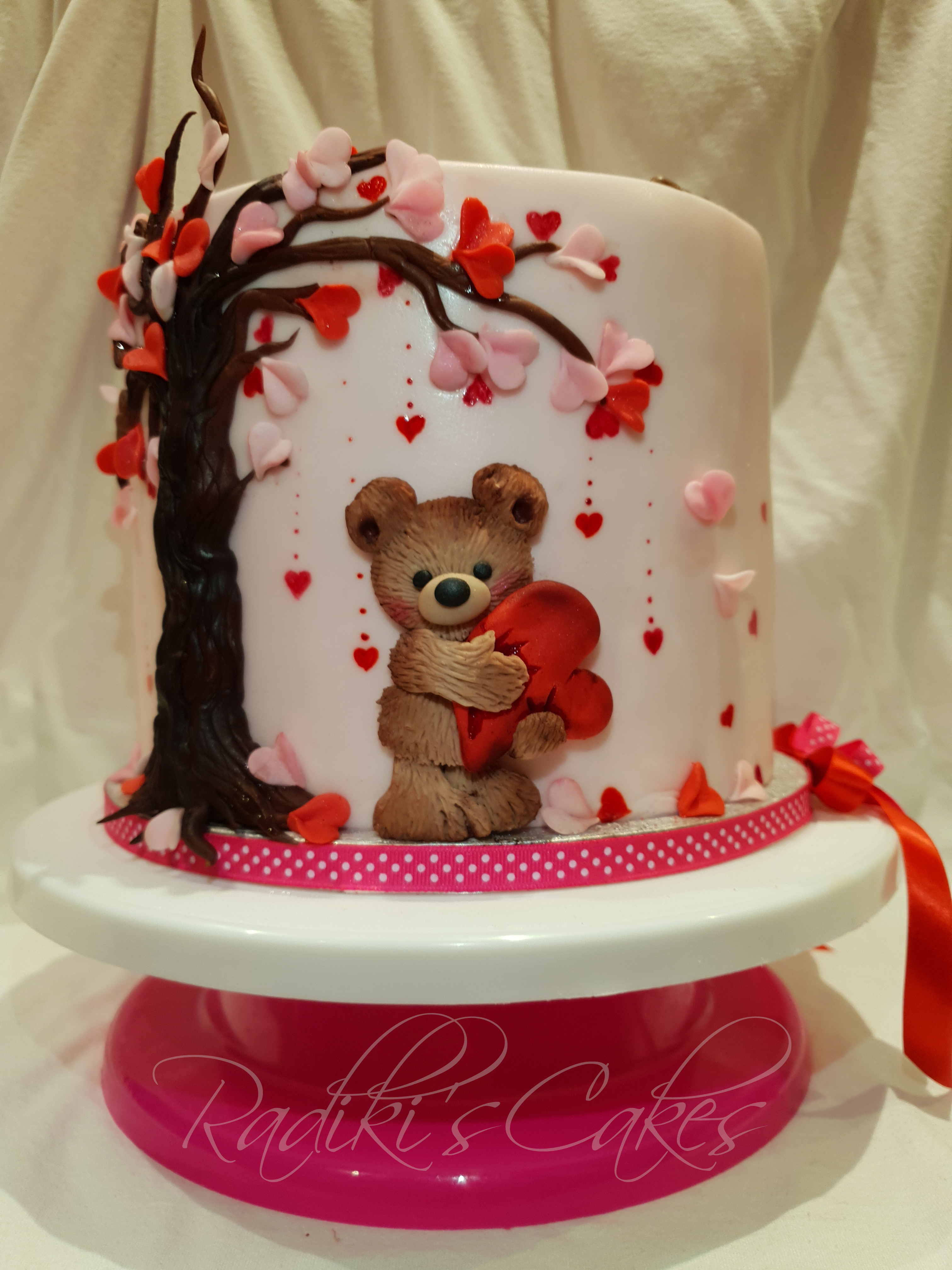 Teddy with heartl