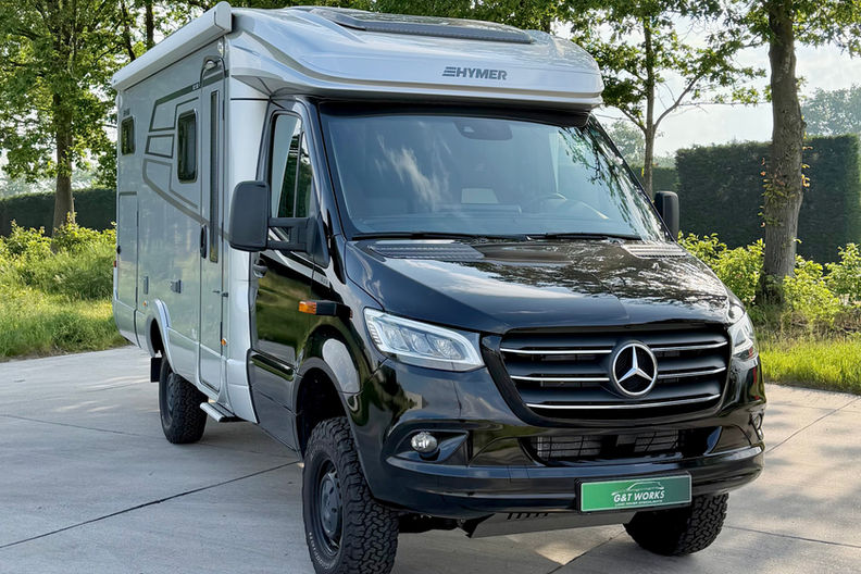 Mercedes 4x4 camper