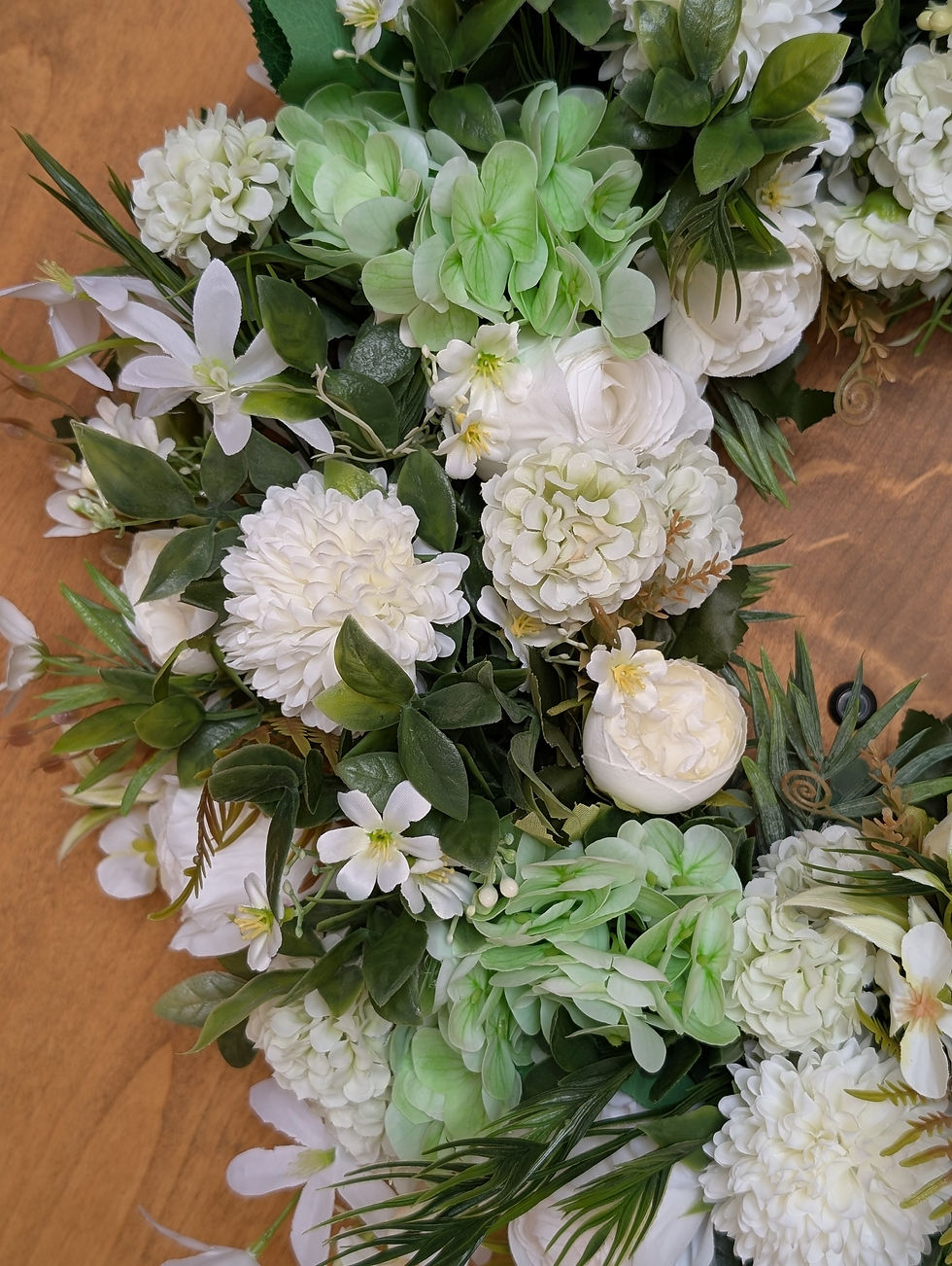 Thumbnail: Chic Neutral 22" Silk Floral Wreath 