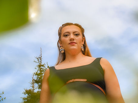 Elevate Your Portraits: Tips and Tricks from Northern Dewdrop