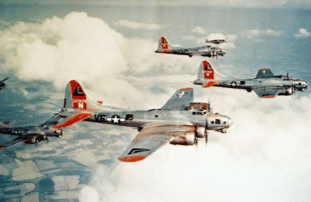 B-17s.gif