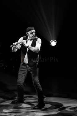 5 Ian Anderson