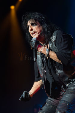 2 Alice Cooper