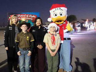 IID ilumina la temporada con su Segundo Festival Anual de Luces