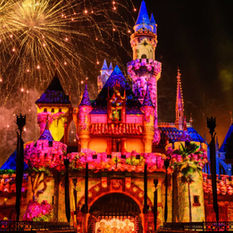 Disneyland Resort lanza entrada nocturna de verano