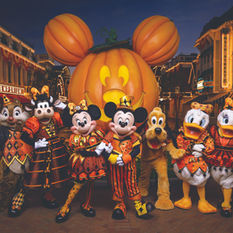 Disneyland Resort recibe el otoño con Halloween Time y Plaza de la Familia