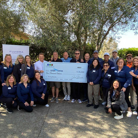 Teserra Outdoors dona $10,000 a Step Into Swim para promover la educación en seguridad acuática infantil