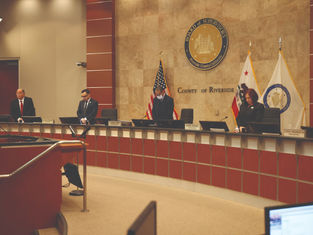 Supervisor Perez presidirá Junta del Condado de Riverside en 2025