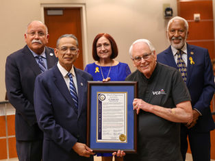 Veterinario local es reconocido por sus esfuerzos para el cuidado de mascotas