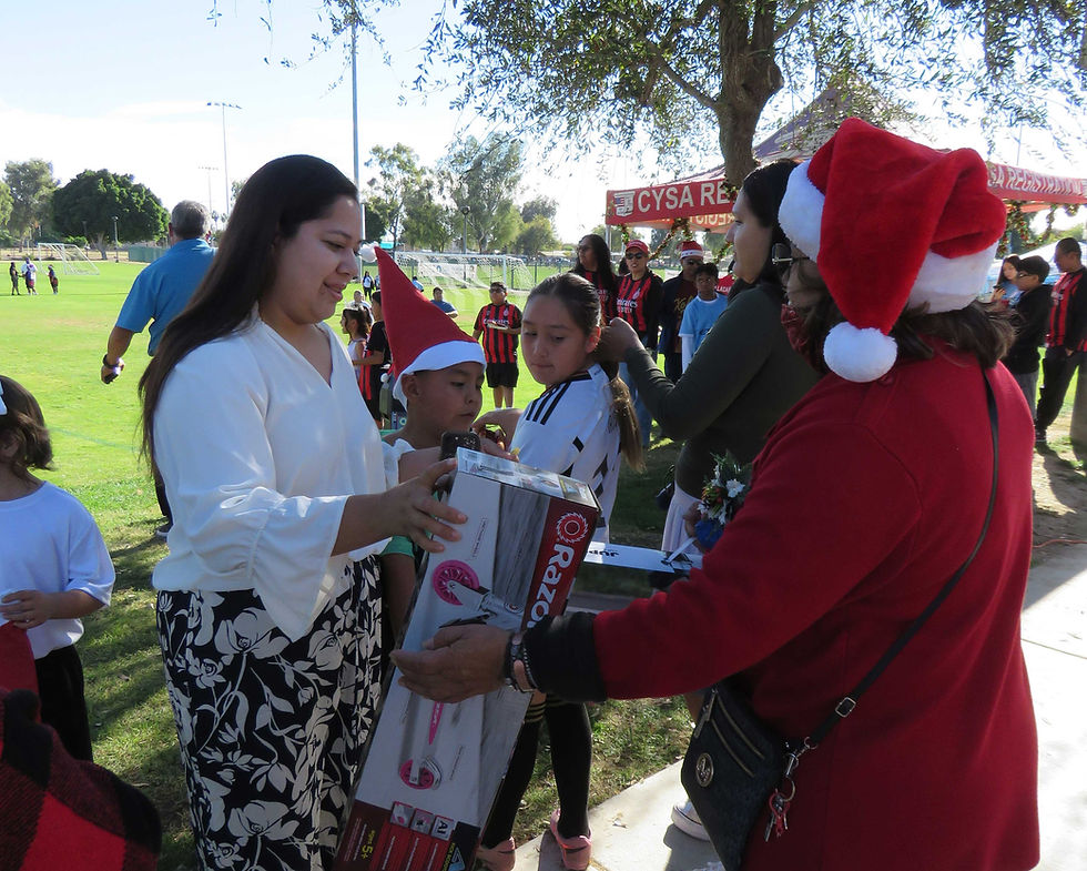 Liga CYSA celebra festival navideño