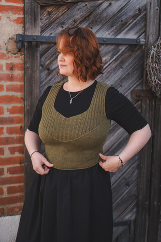 Knitting Pattern | FRIDA Top | Yarn Me Up