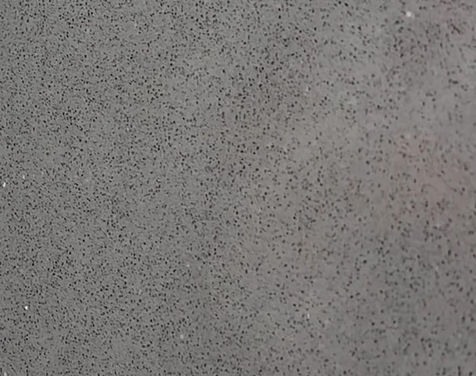 მუქი ნაცრისფერი კვარცი