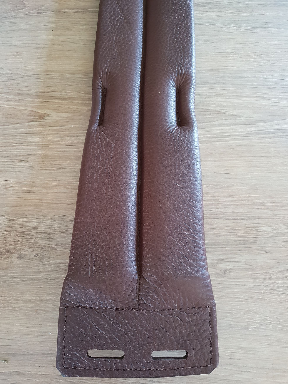 Thumbnail: Dressage girth.
