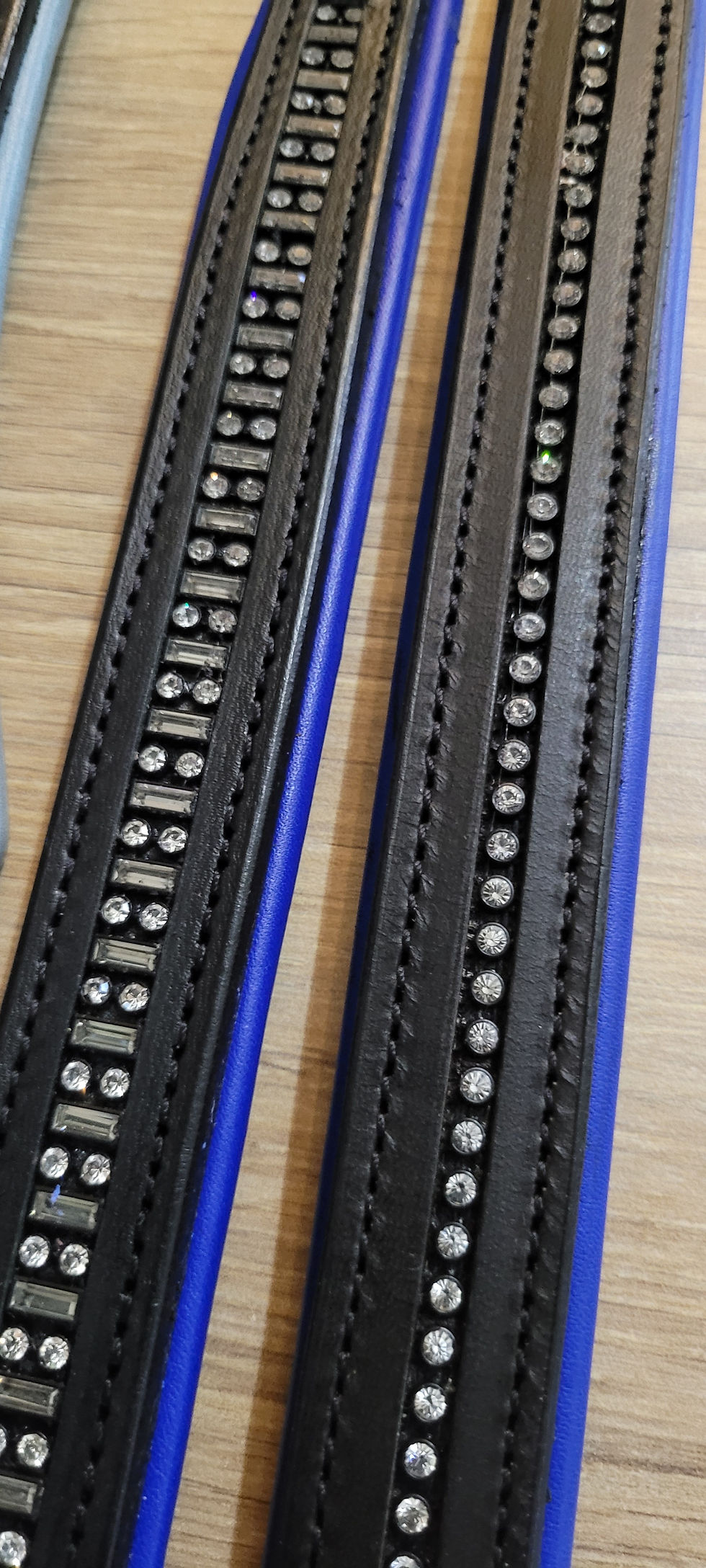 Thumbnail: Full size black/royal blue side cue bridles