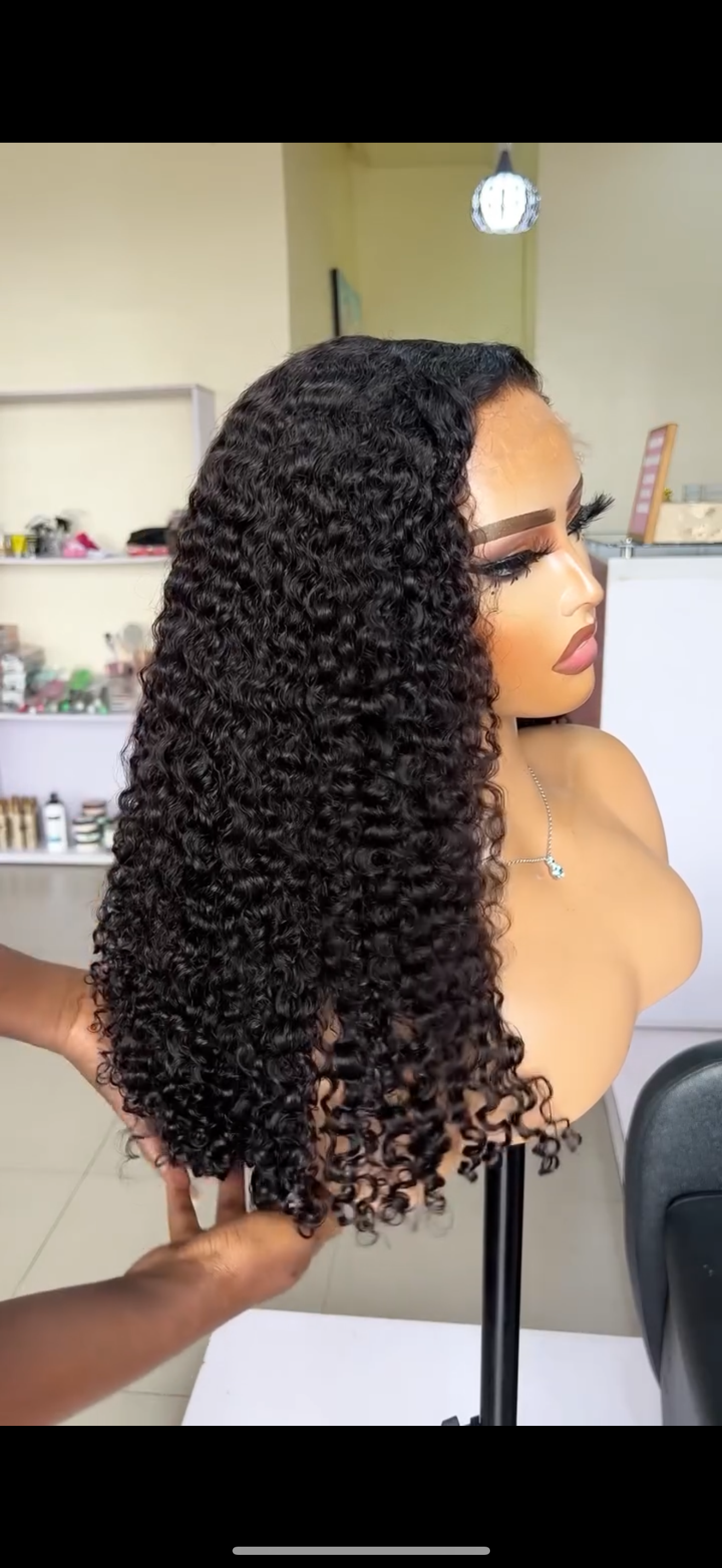 MS OMON RAW CURLY 20INCHES 5*5 CLOSURE