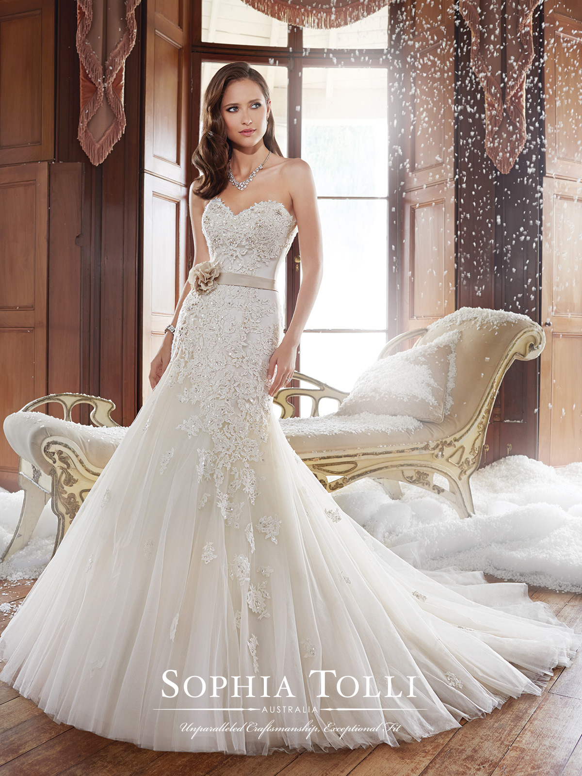 Sophia Tolli - Y21246