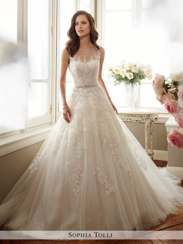 Sophia Tolli - Y11719