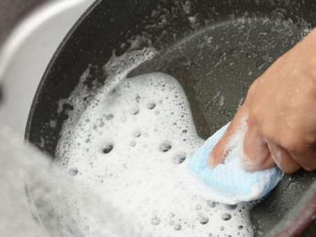 What Is The Best Way to Clean a Non Stick Pan?