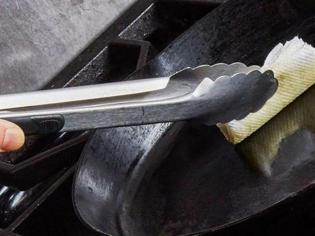 What Is The Best Way to Season a Pan?