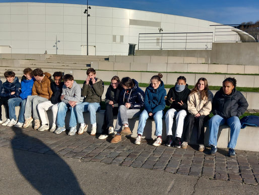 𝗣𝗔𝗥𝗖𝗢𝗨𝗥𝗦 𝗔𝗩𝗘𝗡𝗜𝗥 𝗘𝗧 𝗖𝗜𝗧𝗢𝗬𝗘𝗡