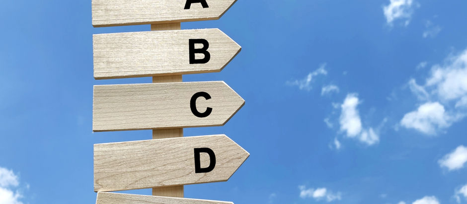 複数の選択肢に関わる判断材料を総合的に判断するAI