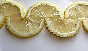 Lemon garnish / fruit decoration