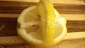 Lemon garnishing / fruit decorating