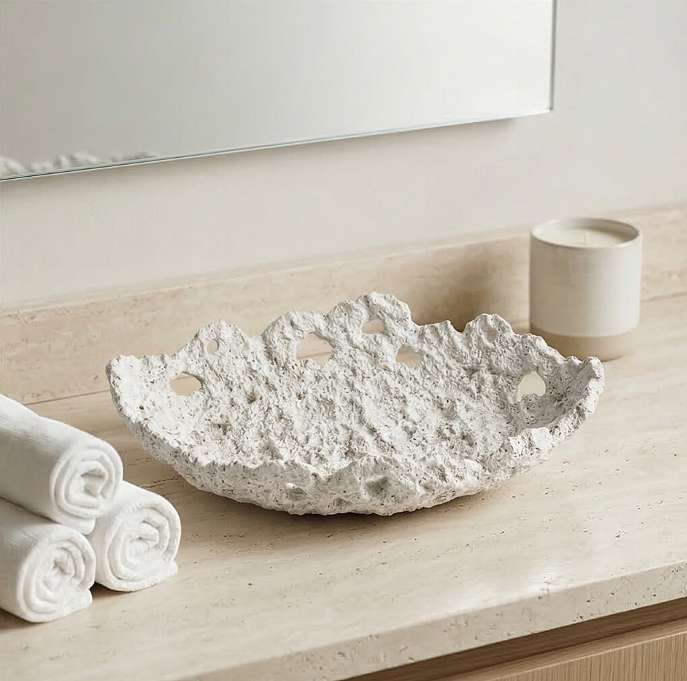 Miniatura: BOMBONERA TEXTURADA ABSTRACTA BLANCA