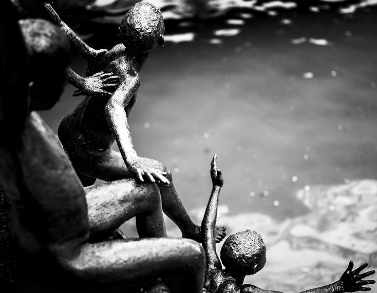 Singapore law firm client advocacy sculpture in black and white