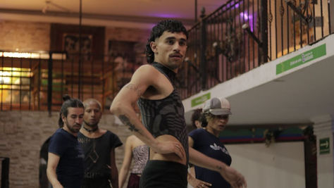 ‘El 'vogue' es libertad, libertad identitaria’, dice  Azul, formador en el Castillo de las Artes