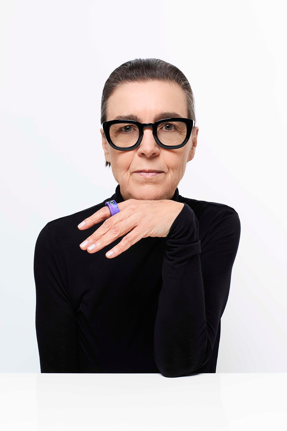 1291 Jewelry portrait