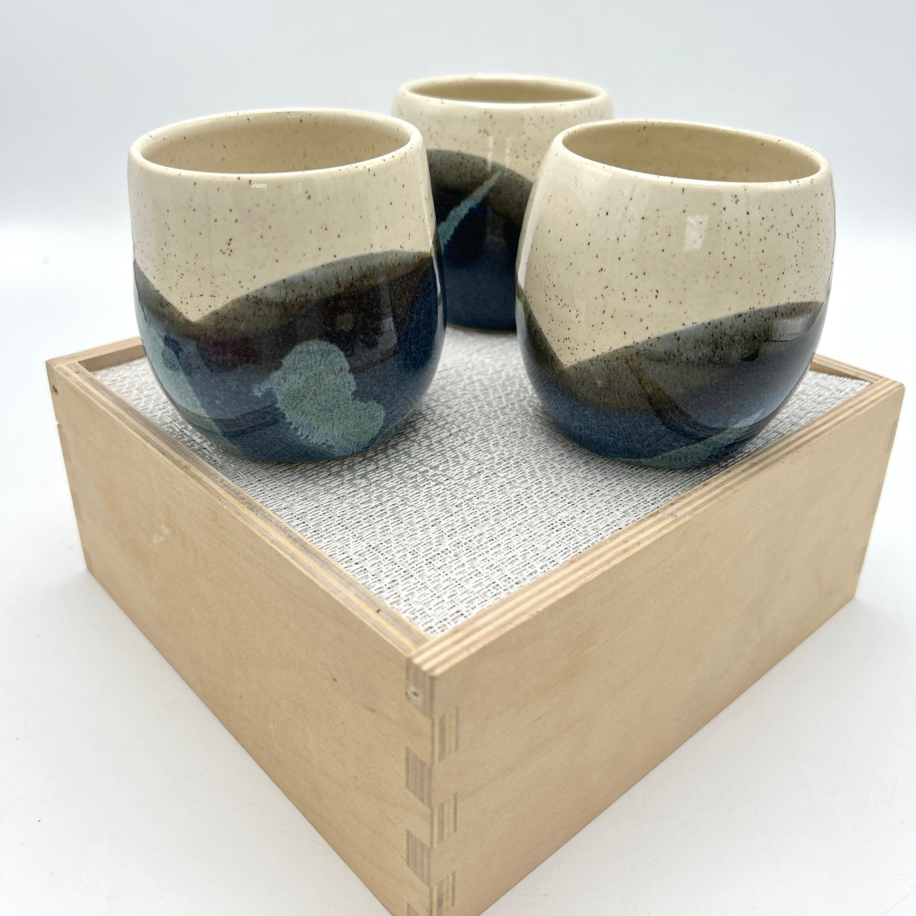 wine cup, juice cup, ceramic cup