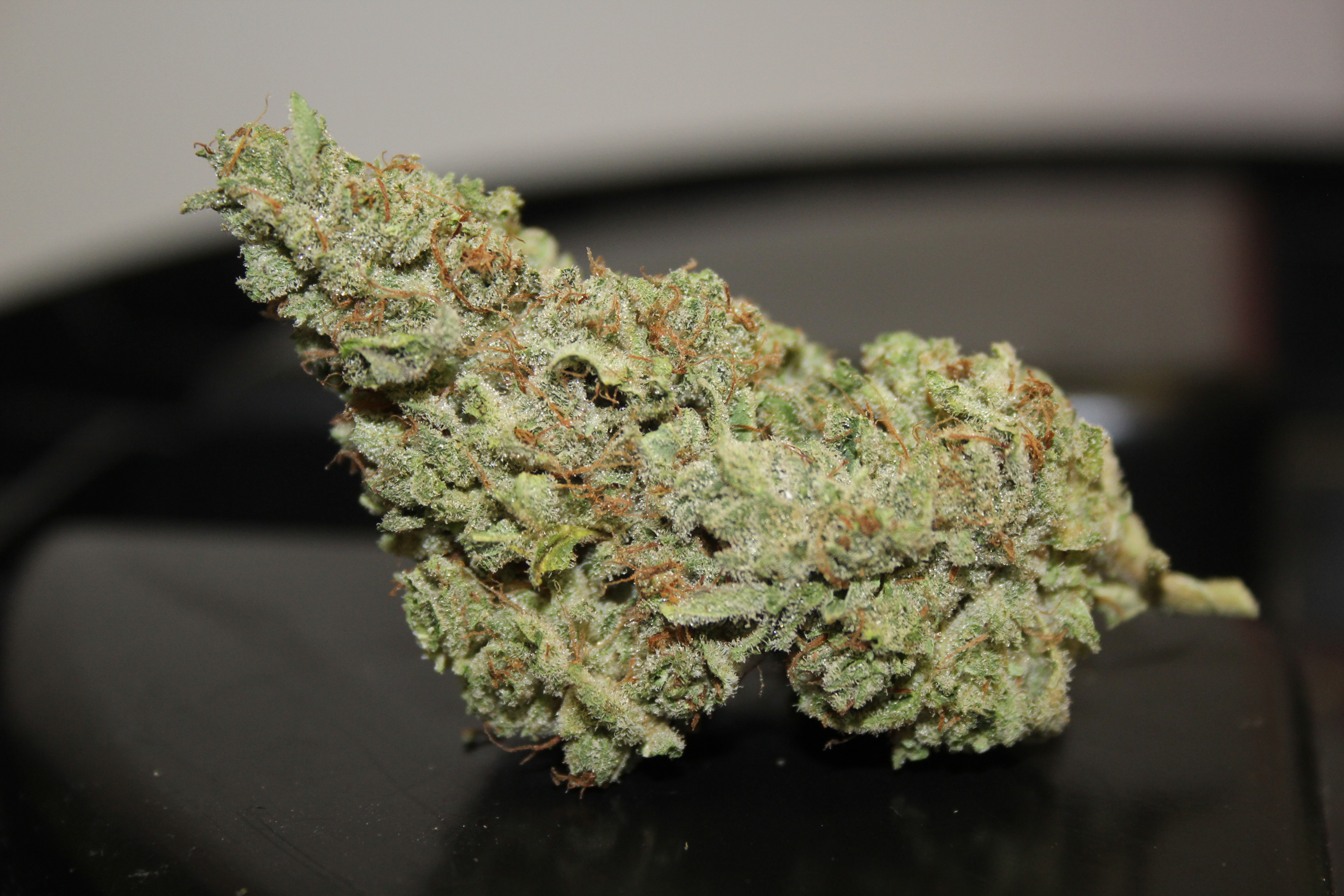 Strawberry Glue