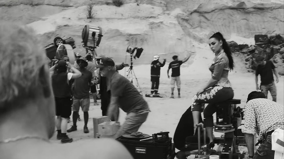 Charli XCX, JD Hunt & Vincent Cassel on the set of Camera 2