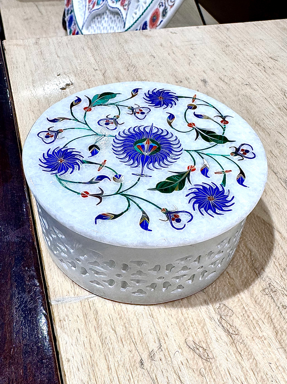 Marble Inlay Jewelry box from Agra Marble Inlay Factory