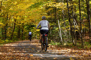 Mandat municipalité Mont-Blanc, piste cyclable en automne