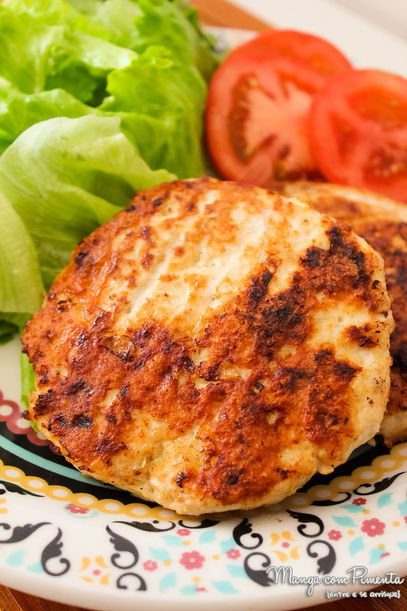Receita de Hambúrguer de Frango com Aveia – Para um lanche saudável