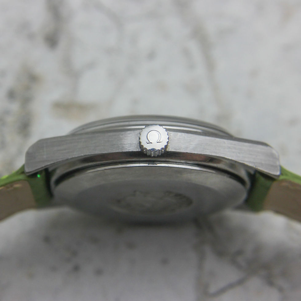 Thumbnail: Vintage Omega Seamaster Vintage 166.0203 dated 1976 case right side