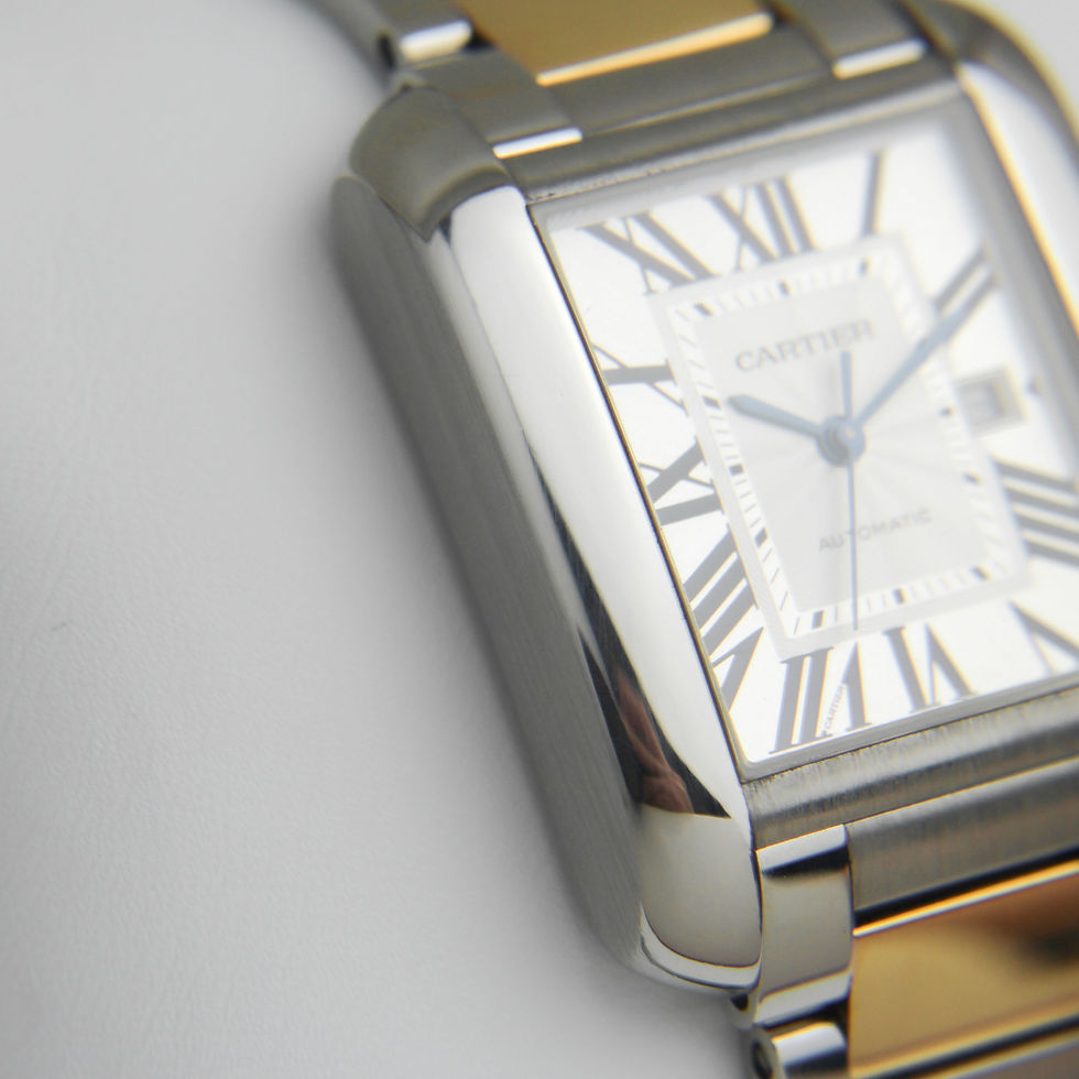 Thumbnail: Pre-owned Cartier Tank Anglaise Large 3511 W5310007 steel and gold case close up