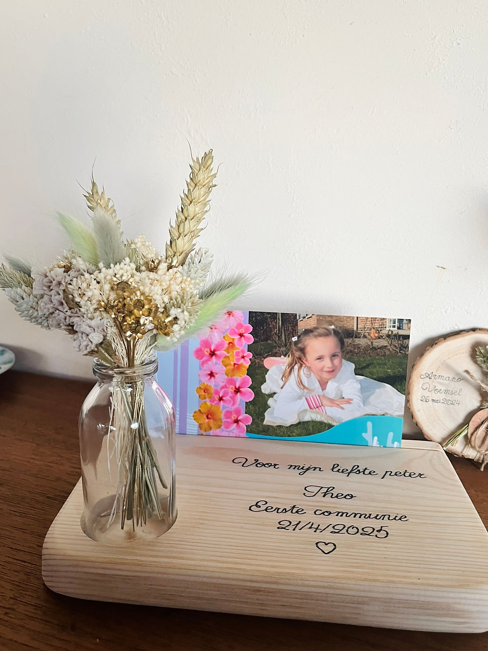 Thumbnail: Bestseller - Houten plank met droogbloemen