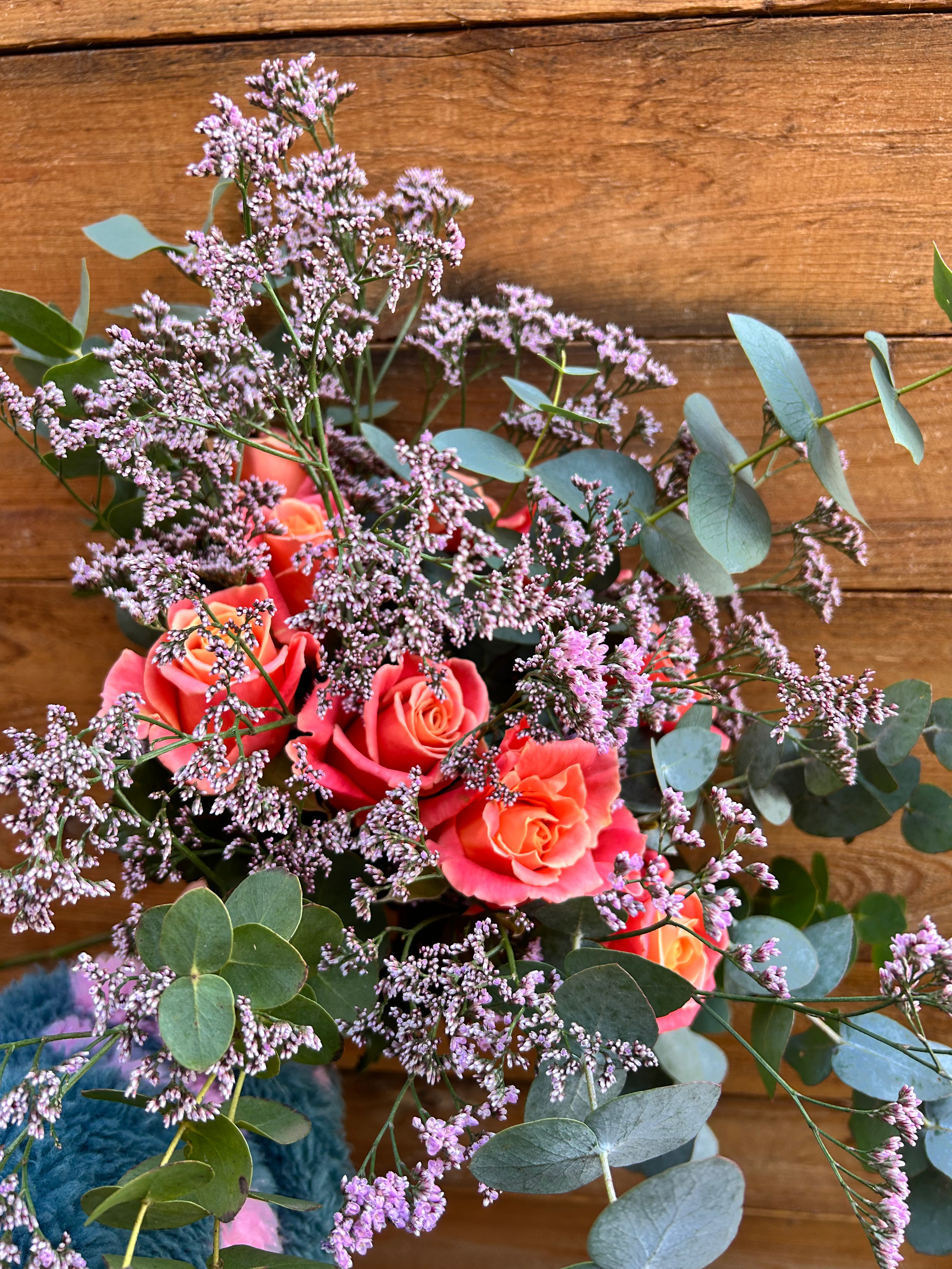 Snijbloemen - Rozen met limonium