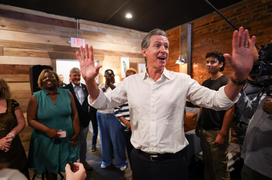 Gavin Newsom interacting with voters during a 2025 state visit to South Carolina (Photograph: Sam Wolfe for the Los Angeles Times)
