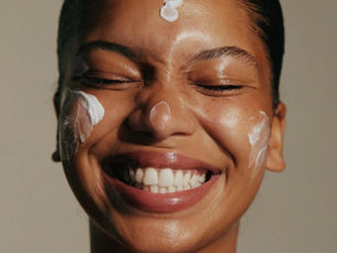 Woman smiling with daydream in the face