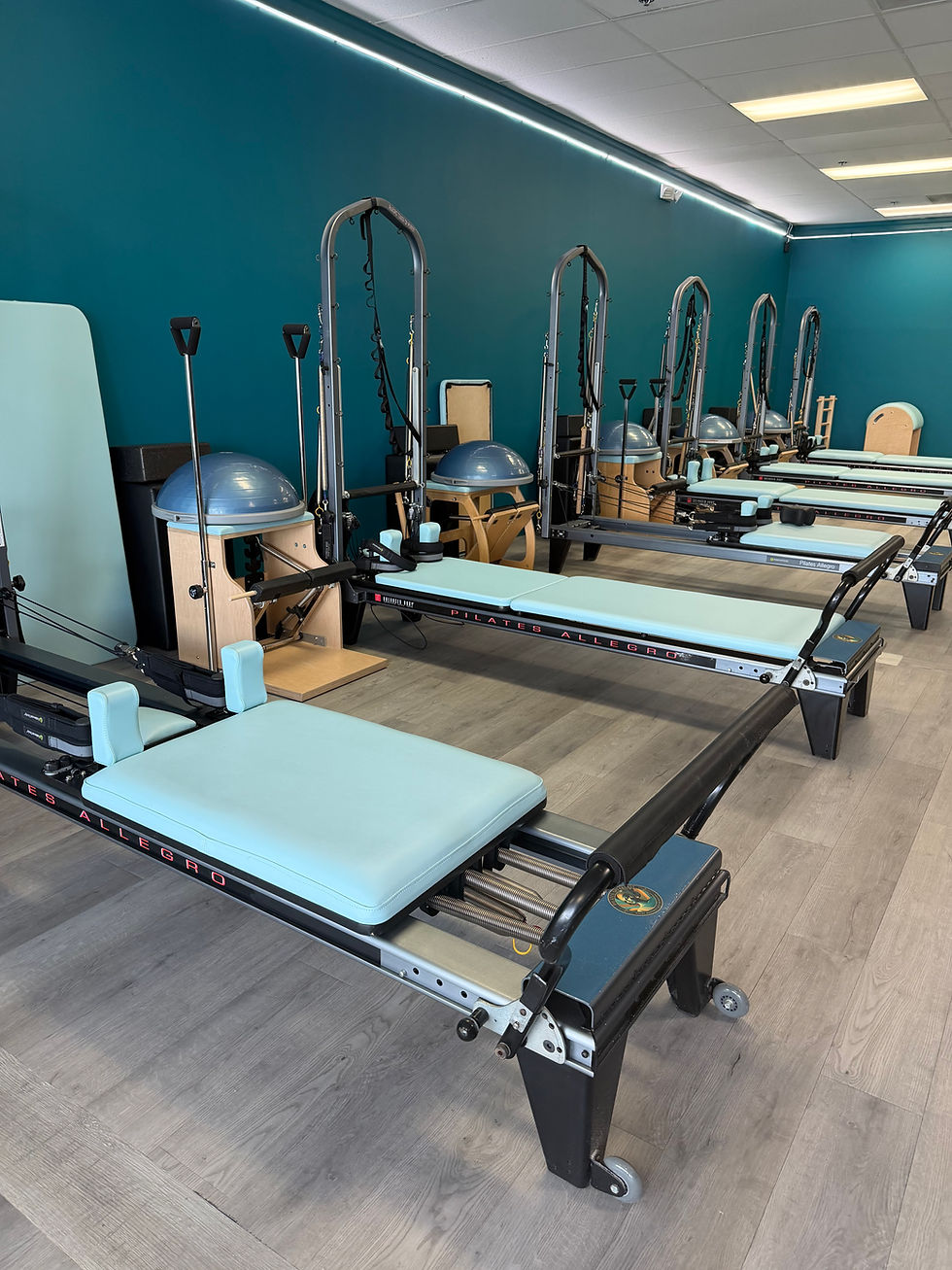 Explore the Unique Pilates Studio Experience: Discover the Unique Charm of Boutique Pilates Studios