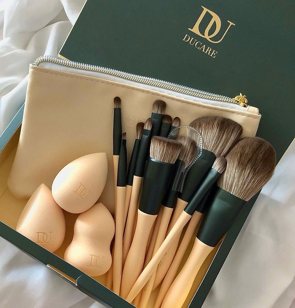 Thumbnail: Mojito - 14pcs Makeup Brushes set with Makeup Sponges and a beautiful bag