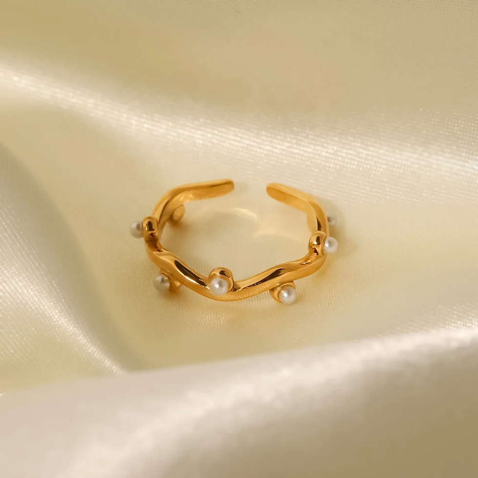 Thumbnail: Darya Ring (adjustable) 