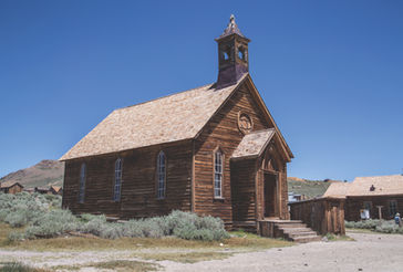 JOANNA-KALAFATIS_ABANDONED_CALIFORNIA - 18 of 28.jpeg
