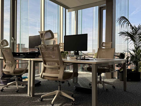 Un bureau bien aménagé : pourquoi votre espace de travail a un impact réel sur le bien-être de vos équipes